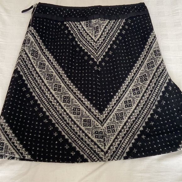 ETCETERA black and off white skirt, size 6 - Picture 4 of 9